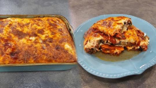 Tavë me patëllxhan, domate dhe djathë nga zonja Albana