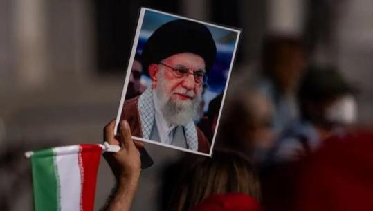 Shtyhet ceremonia për varrimin e Khameneit, televizioni iranian: Data e re do të njoftohet së shpejti