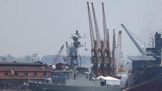 Sulmohet anija iraniane në Sri Lanka, raportohen mbi 100 të zhdukur dhe 32 të plagosur