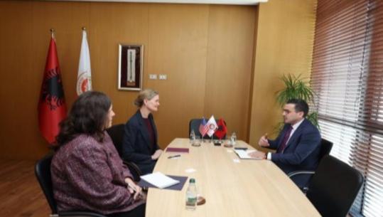 Takimi Beja-VanHorn/ Shqipëria dhe SHBA-te rrisin bashkëpunimin për sigurinë kufitare dhe doganat