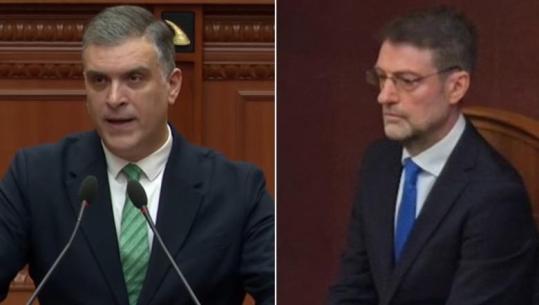 Rama e emëroi ministër të Jashtëm, Blushi akuza Ferit Hoxhës: I shite detin Greqisë, ti e ke firmosur marrëveshjen