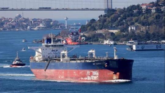 Nafta ruse ‘merr’ veton e tërthortë të SHBA-ve, lehtësohen sanksionet për blerjen e saj nga India