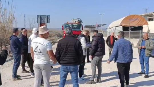 Banorët e Gramzës protestojnë për herë të katërt në aksin Thumanë-Kashar, apel institucioneve për investime