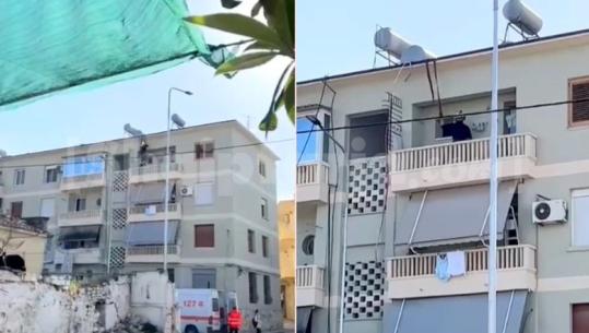 85-vjeçarja në Vlorë rrëzohet dhe bllokohet në shtëpinë e saj, zjarrfikësit ndërhyjnë heroikisht nga tarraca e pallatit