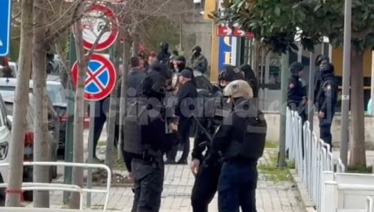 Goditja e grupit të Inez Hajrullës, SPAK zbardh 4 episodet e trafikut të drogës! 1.9 tonë kokainë e kanabis nga Ekuadori drejt BE, porosi edhe nga polici Kuçi