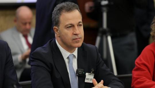 Niko Peleshi urun 8 Marsin: Gratë shqiptare, frymëzim dhe shtyllë e shoqërisë