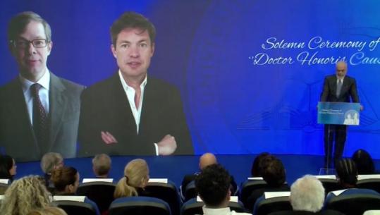 Dy nipat e Aleksandër Moisiut nderohen me titullin ‘Doctor Honoris Causa’, kryeministri Rama: Trashëgimtarë me shumë kontribute të një personaliteti të veçantë