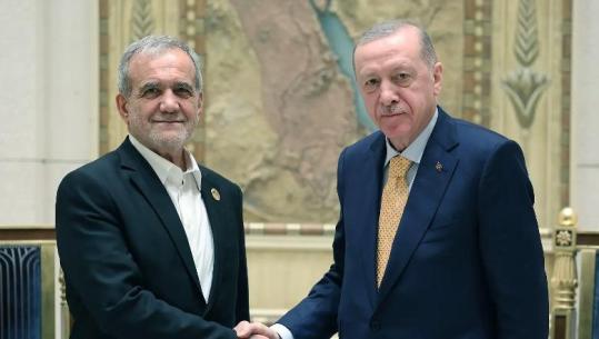 Presidenti iranian bisedë telefonike me Erdogan, mohon se kanë lëshuar raketa drejt Turqisë