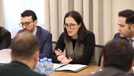 Lufta shtrenjton karburantin në Shqipëri, do ngrihet Task-Forcë për ndalimin e abuzimit me çmimet dhe për marzhet e fitimit të kompanive