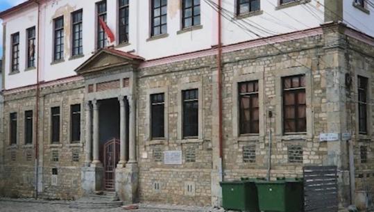 Rikthehet liceu francez i Korçës, projektligji në konsultim! Shkolla në 3 gjuhë, pritet të studiojnë deri në 360 nxënës