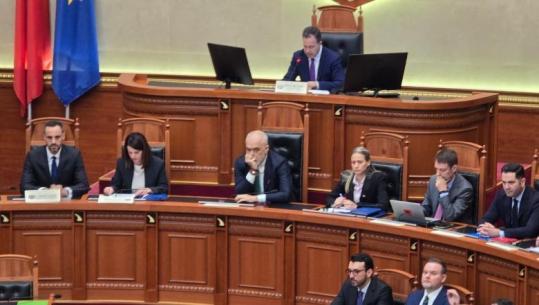 Nis seanca plenare, i pranishëm edhe kryeministri Rama