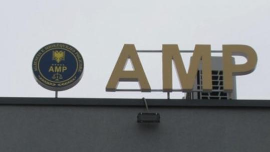 Përkrahu disa kriminelë, pezullohet nga detyra polici i patrullës në Elbasan