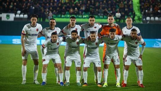 Barazimi 0-0 në Rrogozhinë, futbollistët e Vllaznisë humbasin mijëra euro premio