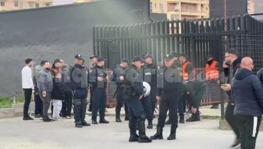 Dhuna e së kaluarës, frikë për Flamurtari-Elbasani! 700 policë të anagazhuar për ndeshjen në Vlorë (VIDEO)