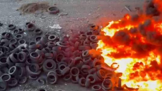 Masakra mjedisore në Milot, në kërkim 47-vjeçari që dogji qindra goma automjetesh