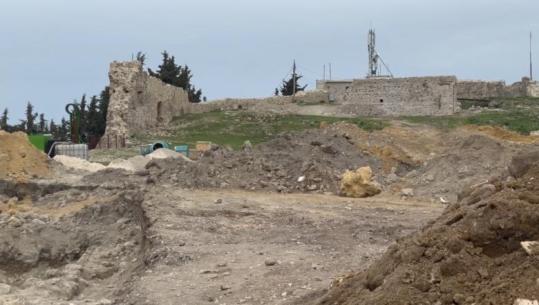 Kalaja e Kaninës në Vlorë hapet në qershor për turistët! Arkeologu: Një pllakadë kushtuar Mbretit të Italisë, Viktor Emanuel u gjet gjatë restaurimit