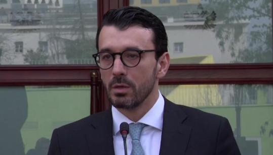 Nafta arrin ‘majat’ një ditë pas paralajmërimit të qeverisë, ministri Karakaçi: Bordi mund të ngrihet shumë shpejt, po monitorojmë tregun