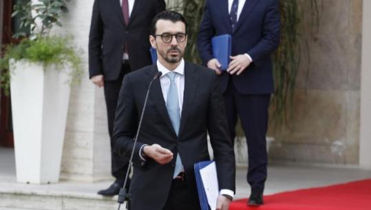 Nafta arrin ‘majat’ një ditë pas paralajmërimit të qeverisë, ministri Karakaçi: Bordi mund të ngrihet shumë shpejt, po monitorojmë tregun