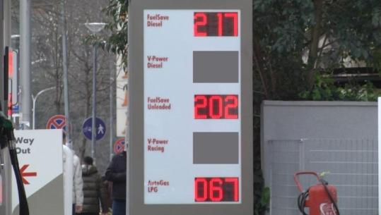 Nafta arrin 217 lekë/litër, çmimi ‘surprizon’ zv.ministrin e Ekonomisë në studion e Report Tv! Malaj: Shqipëria pa paketë sociale, s’e di pse Rama falënderoi grosistët