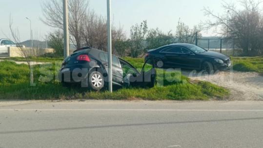 Shkon keq tentativa e parakalimit, përplasen dy makina në aksin Berat-Dimal! Plagosen shoferët