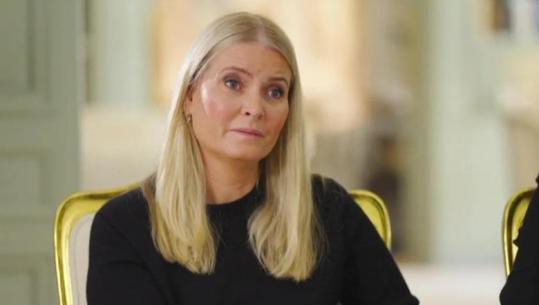 ‘Je kaq i ëmbël’/ Princesha e Norvegjisë thyen heshtjen për Epsteinin: U manipulova, do të doja të mos e kisha takuar kurrë