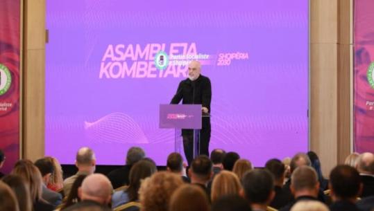 Lokalet 2027/ Rama: Asnjë kryetar bashkie nuk rikandidohet pa 10 kontrata të firmosura për Paketën e Maleve 