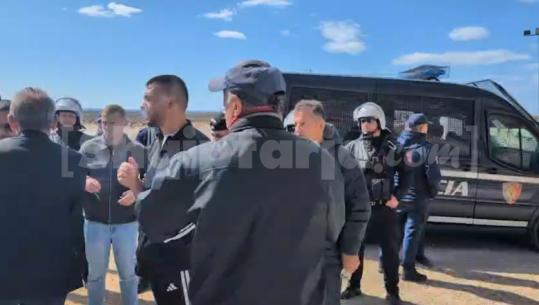 Banorët e Rrjollit vijojnë protestën kundër resortit të Bashkim Ulajt, Kokaj: Policia po mbron një falsifikator letrash, Prokuroria Shkodër ‘fle gjumë’ mbi dosje