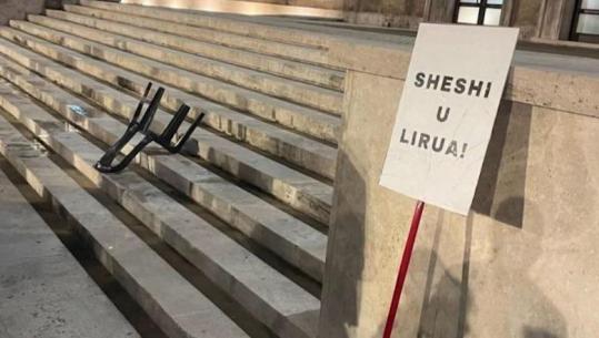 108 ditët e Lapajt i vetëm poshtë zyrës së Ramës. Protesta mbyllet pa ‘zgjuar’ revoltën qytetare