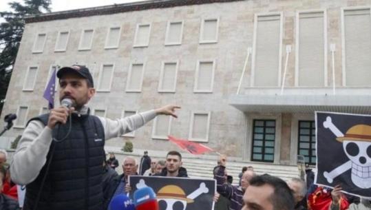 Përtej protestës së Lapaj