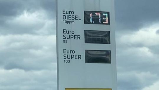 Nafta më lirë në Prizren, kuksianët kalojnë kufirin çdo ditë: Mbushim plot serbatorin e makinës, kursejmë rreth 3,500 lekë