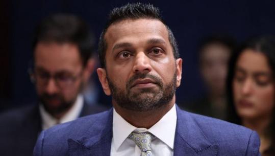 Grupi iranian 'Handala' hakon emailin e drejtorit të FBI-së dhe publikon të dhënat, të lidhur me 'Homeland Justice' që sulmuan Shqipërinë