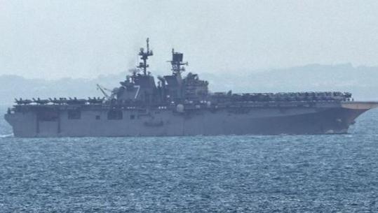 Mbërrin në Lindjen e Mesme anija amerikane ‘USS Tripoli’ me 3.500 ushtarë