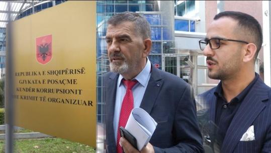 Njëri mungon, të gjithë vuajnë! Shqetësuese ndëshkimi kolektiv për zvarritjet në gjyqe, avokatët kërkojnë ndryshim! Gjyqtari i GJKKO: Shkel të drejtat e njeriut! Kushtetuesja nuk e trajton këtë problem