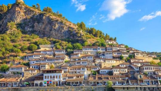Shqipërinë e vizituan 12.4 milionë turistë të huaj në vitin 2025, Gonxhja: Shpenzuan 5.72 miliard euro, 15% më shumë krahasuar me 2024-n
