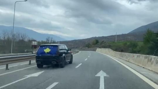 Ndeshja Kosovë-Turqi/ Shifra të çmendura në Morinë, 17,539 qytetarë kanë hyrë në Kosovë në 8 orë!