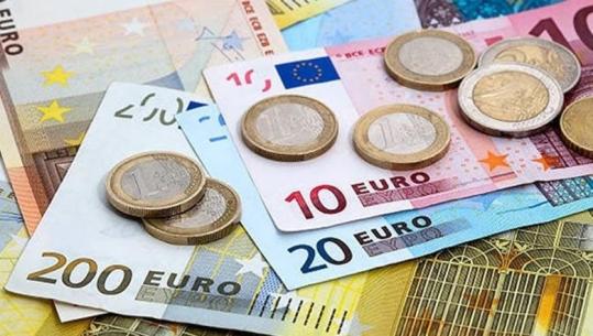 Sot euro preku nivelin më të ulët, po këmbehet me 95.8 lekë