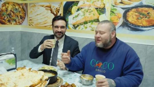 ‘Ju bëftë mirë’, kryebashkiaku i New York-ut flet shqip, merr mësime nga reperi me origjinë shqiptare