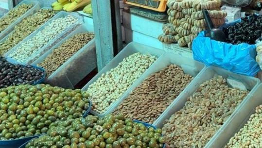 Rriten çmimet e fruta-perimeve në Lezhë, shtrenjtimi i produkteve vë në vështirësi qytetarët: Nuk po ia dalim dot