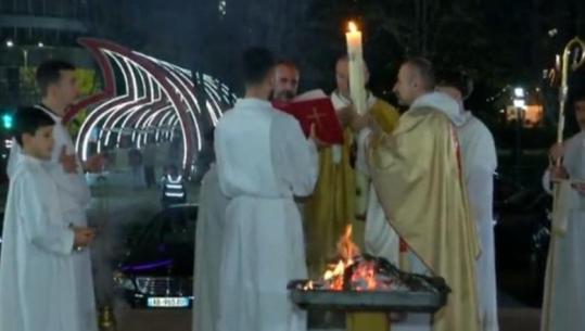 Ngjallja e Krishtit, besimtarët katolikë kremtojnë Pashkën