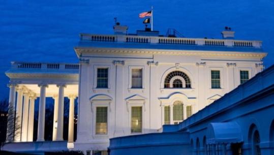 Të shtëna me armë zjarri pranë Shtëpisë së Bardhë, çfarë raporton shërbimi sekret