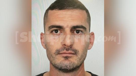 Tiranë/ Parandalohet ngjarja e mundshme kriminale! Nuk iu bind urdhrit për të ndaluar, në pranga 37-vjeçari, me maskë silikoni, armë e benzinë