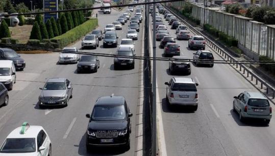 Çmimet dhe lloji i makinave, pse na dëmton më shumë se gjithë Europa shtrenjtimi i naftës