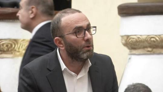 ‘Opozitën e trajtoni me urrejtjen më të madhe!’ Bardhi-Peleshit: Dil njëherë nga rreshti, një datë po kërkojmë!