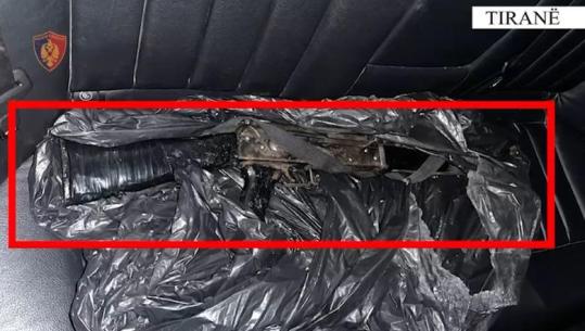 Kapet me kallashnikov në makinë, arrestohet 25-vjeçari në Tiranë