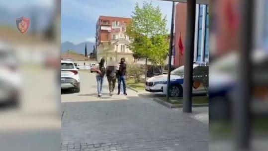 I dënuar në Itali me rreth 6 vite burg për trafik droge dhe vjedhje, arrestohet 51-vjeçari në Tiranë (EMRI + VIDEO)