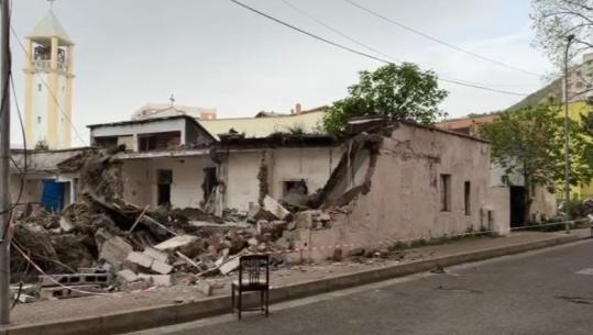 Lezhë/ Nis shembja e banesave pas Katedrales, 13 familje largohen nga zona, ja projekti i ri që do të ndërtohet