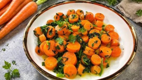 Karrota të tiganisura në gjalpë nga zonja Albana 