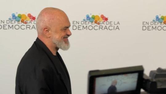 Kryeministri Rama në Spanjë me ftesë të Sanchez në samitin për demokracinë