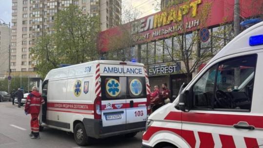 Ukrainë/ 58-vjeçari rus hap zjarr me armë ndaj kalimtarëve, 6 të vdekur mes tyre edhe autori (VIDEO)