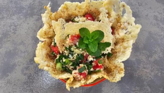 Sallatë bullguri në shporta djathi nga zonja Albana 